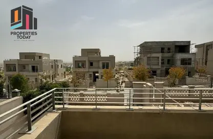 تاون هاوس - 4 غرف نوم - 4 حمامات للبيع في جولف فيوز - طريق مصر اسكندرية الصحراوي - مدينة 6 أكتوبر - الجيزة
