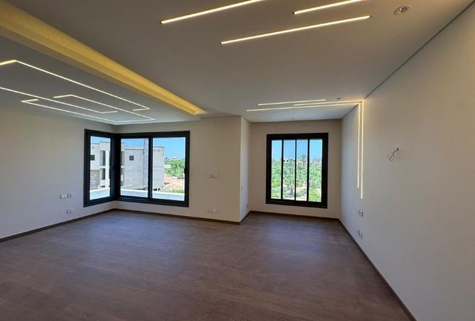 96309258 - Property Image 2