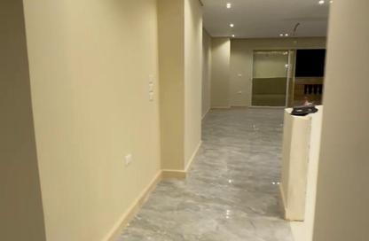 Apartment - 3 Bedrooms - 3 Bathrooms for sale in Abou al mahasen al shazli St. - Al Agouza - Giza
