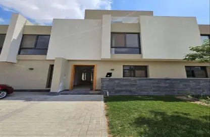 تاون هاوس - 3 غرف نوم - 3 حمامات للبيع في كمبوند البروج - كمبوندات الشروق - مدينة الشروق - القاهرة