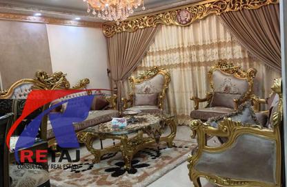 Apartment - 4 Bedrooms - 3 Bathrooms for sale in Ahmed Al Zomor St. - 8th Zone - Nasr City - Cairo