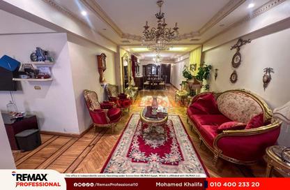 Apartment - 3 Bedrooms - 1 Bathroom for sale in Al Nasr St. - Smouha - Hay Sharq - Alexandria Apartment - 3 Bedrooms - 1 Bathroom for sale in Al Nasr St. - Smouha - Hay Sharq - Alexandria