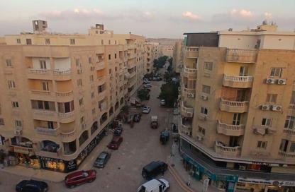 Apartment - 3 Bedrooms - 2 Bathrooms for sale in Gate 1 - Khofo - Hadayek El Ahram - Giza