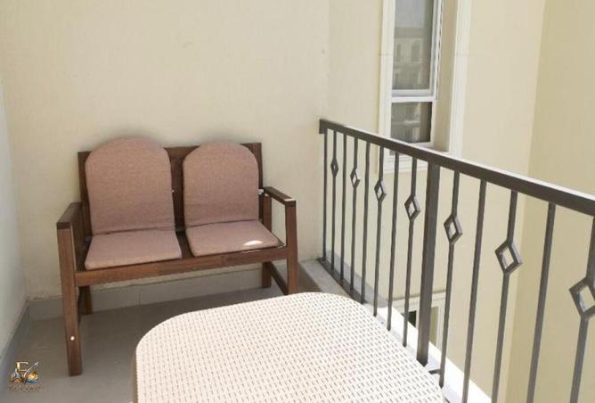 100932026 - Property Image 2