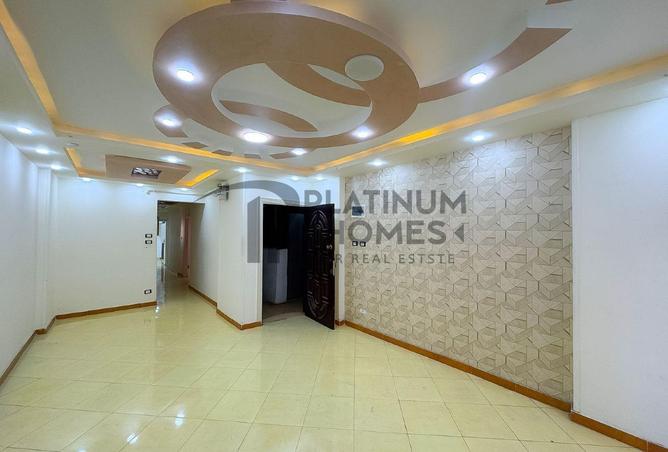 8429822 - Property Main Image