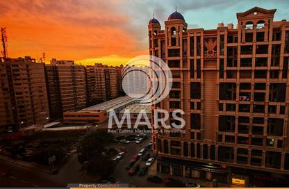 Apartment - 2 Bedrooms - 2 Bathrooms for sale in 14th of May Bridge - Smouha - Hay Sharq - Alexandria