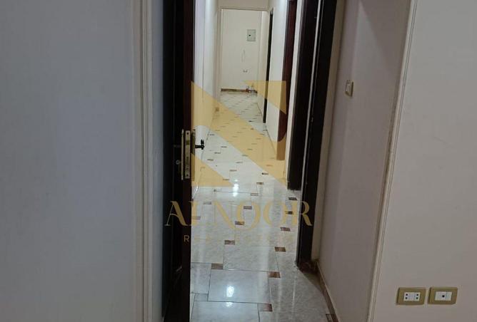 67218951 - Property Image 2