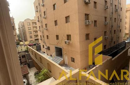 Apartment - 3 Bedrooms - 2 Bathrooms for sale in El Banafseg Apartment Buildings - El Banafseg - New Cairo City - Cairo