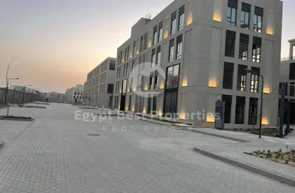 مساحات مكتبية - 4 غرف نوم - 1 حمام للبيع في ديستريكت 5 - كمبوندات التجمع الخامس - التجمع الخامس - مدينة القاهرة الجديدة - القاهرة