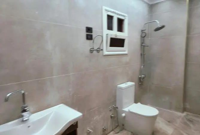 121657273 - Property Image 3
