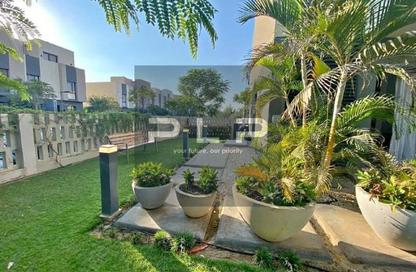 Townhouse - 5 Bedrooms - 3 Bathrooms for sale in Al Burouj Compound - El Shorouk Compounds - Shorouk City - Cairo Townhouse - 5 Bedrooms - 3 Bathrooms for sale in Al Burouj Compound - El Shorouk Compounds - Shorouk City - Cairo