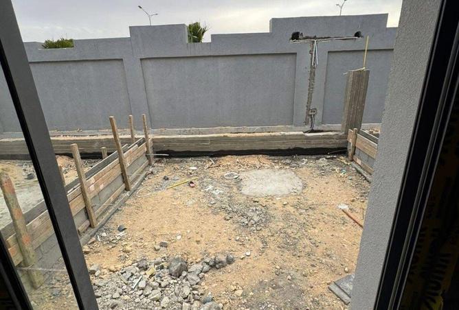 77606977 - Property Image 2