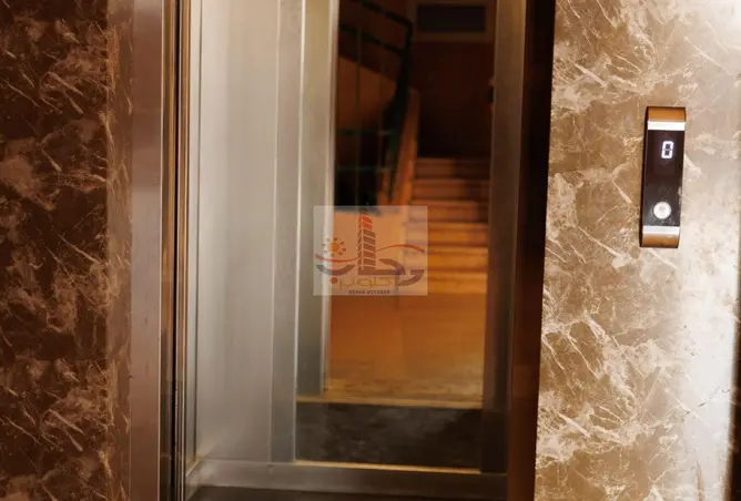 83672900 - Property Image 3