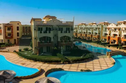 Chalet - 2 Bedrooms - 1 Bathroom for sale in Lasirena Palm Beach - Al Ain Al Sokhna - Suez