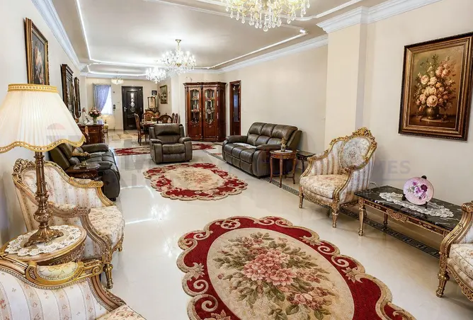 83676308 - Property Image 2