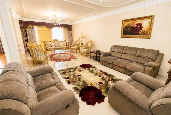 83676308 - Property Image 3
