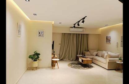 Apartment - 2 Bedrooms - 1 Bathroom for rent in Taj City - 5th Settlement Compounds - The 5th Settlement - New Cairo City - Cairo Apartment - 2 Bedrooms - 1 Bathroom for rent in Taj City - 5th Settlement Compounds - The 5th Settlement - New Cairo City - Cairo