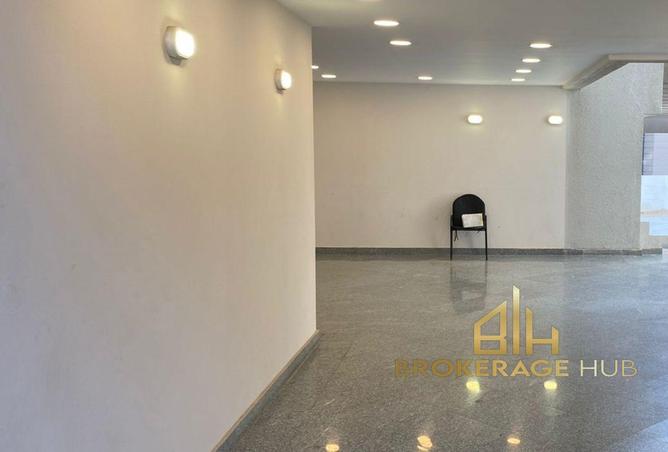 8609713 - Property Image 2