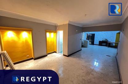 Office Space - Studio - 2 Bathrooms for rent in Cornish El Nile St. - Maadi - Hay El Maadi - Cairo