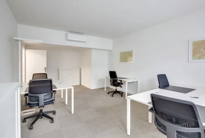 83982948 - Property Image 2