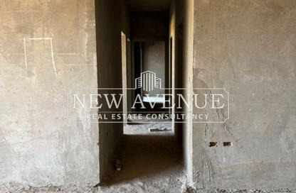 Apartment - 3 Bedrooms - 2 Bathrooms for sale in El Patio Oro - 5th Settlement Compounds - The 5th Settlement - New Cairo City - Cairo