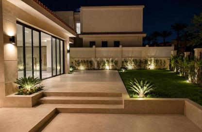 Villa - 6 Bedrooms - 6 Bathrooms for sale in Swan Lake Katameya - The 1st Settlement - New Cairo City - Cairo