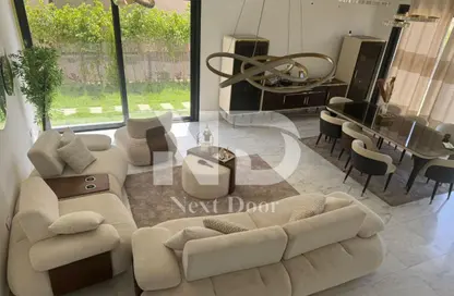 فيلا - 3 غرف نوم - 4 حمامات للايجار في كمبوند البروج - كمبوندات الشروق - مدينة الشروق - القاهرة