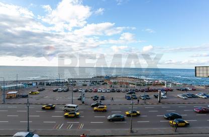 Apartment - 4 Bedrooms - 2 Bathrooms for rent in Cleopatra - Hay Sharq - Alexandria
