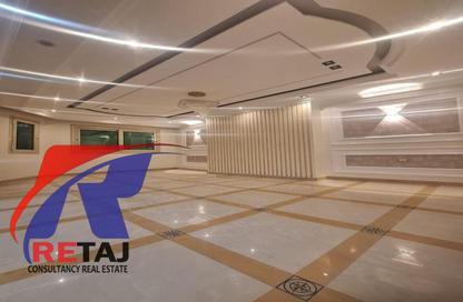 Apartment - 3 Bedrooms - 2 Bathrooms for sale in Abbas Al Akkad St. - 1st Zone - Nasr City - Cairo