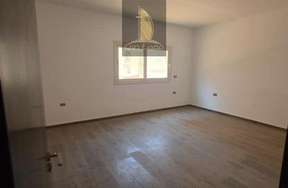 Apartment - 4 - 3 for rent in Area B - Ganoob El Acadimia - New Cairo City - Cairo