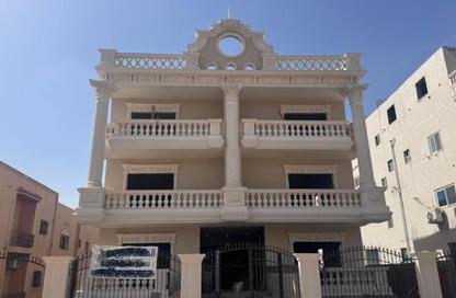 Apartment - 3 Bedrooms - 3 Bathrooms for sale in 1st Neighborhood - 2nd District East - Shorouk City - Cairo