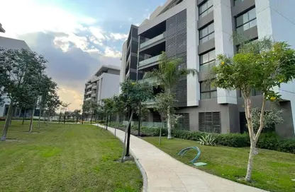 Apartment - 3 Bedrooms - 3 Bathrooms for sale in Privado - Madinaty - Cairo