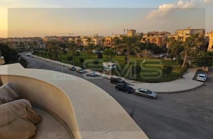 Villa - 4 Bedrooms - 3 Bathrooms for rent in Al Shouyfat St. - District 1 - The 5th Settlement - New Cairo City - Cairo