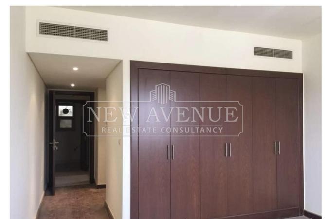 101778206 - Property Image 2