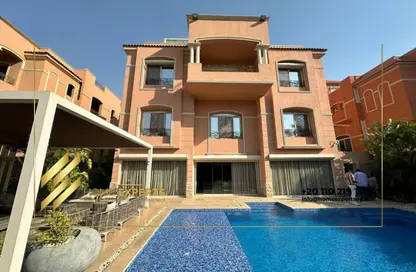 فيلا - 6 غرف نوم - 6 حمامات للبيع في اميرالد بارك - امتداد المستثمرين الشمالية - مدينة القاهرة الجديدة - القاهرة