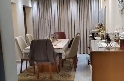 Apartment - 2 Bedrooms - 1 Bathroom for sale in Zahraa Madinet Nasr School St. - 10th District - Nasr City - Cairo
