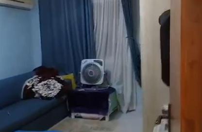 Apartment - 2 Bedrooms - 1 Bathroom for sale in Zahraa Madinet Nasr School St. - 10th District - Nasr City - Cairo