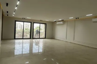 شقة - 3 غرف نوم - 3 حمامات للايجار في مون ريزيدنس - فيفث سكوير - التجمع الخامس - مدينة القاهرة الجديدة - القاهرة