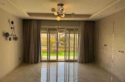 Apartment - 2 Bedrooms - 3 Bathrooms for rent in Hyde Park - New Cairo City - Cairo