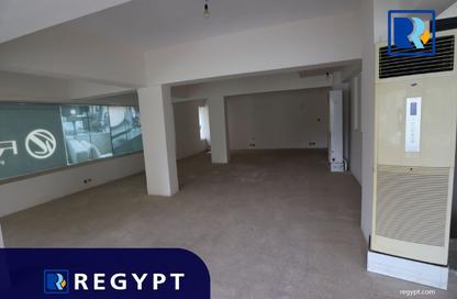 Shop - Studio - 2 Bathrooms for rent in Street 278 - New Maadi - Hay El Maadi - Cairo