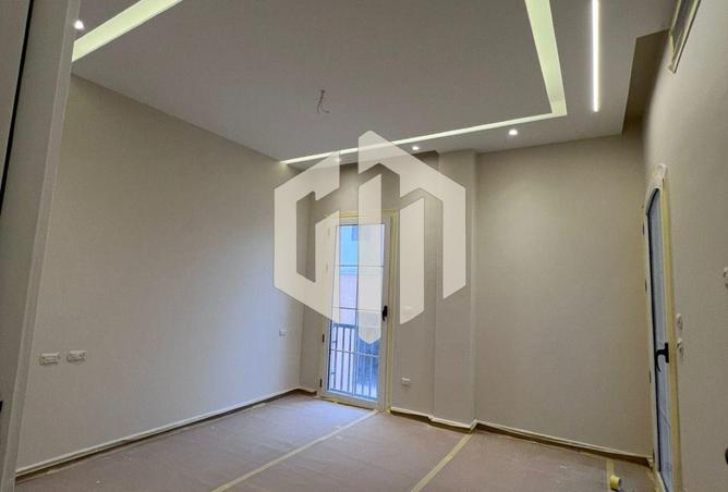 8701607 - Property Image 2