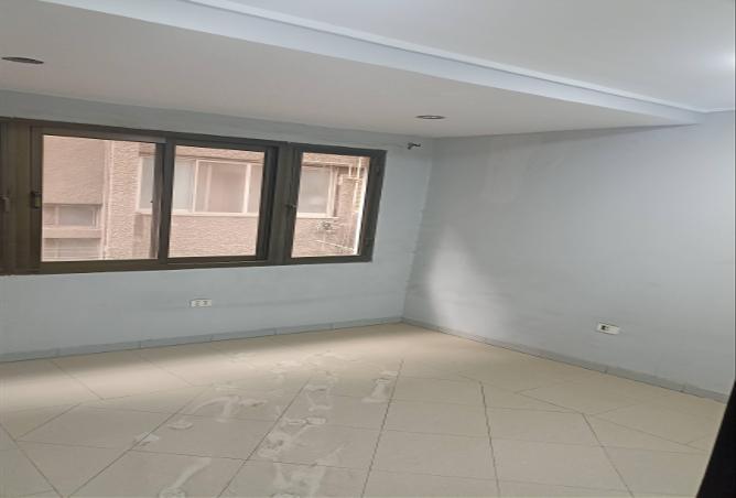 54240056 - صورة العقار 2