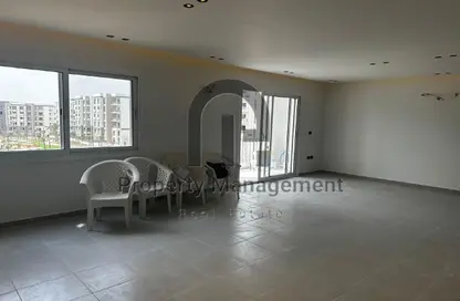 Apartment - 2 Bedrooms - 3 Bathrooms for rent in Garden Residence - Hyde Park - New Cairo City - Cairo