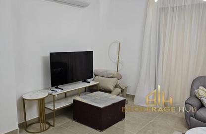 شقة - 2 غرف نوم - 2 حمامات للايجار في مون ريزيدنس - فيفث سكوير - التجمع الخامس - مدينة القاهرة الجديدة - القاهرة