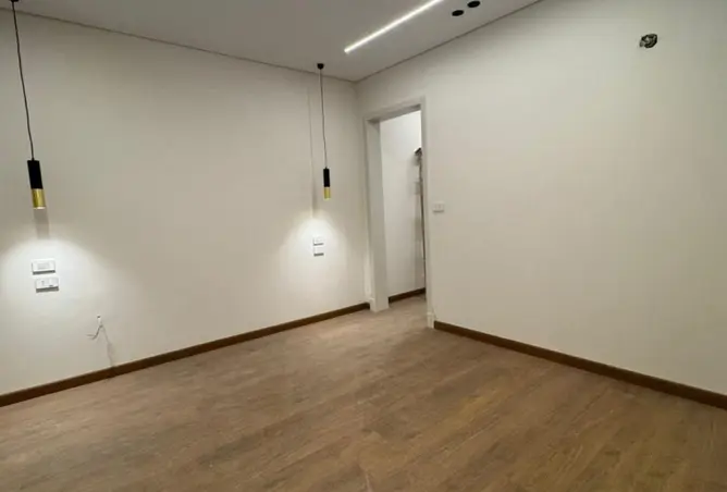 83142554 - Property Image 2