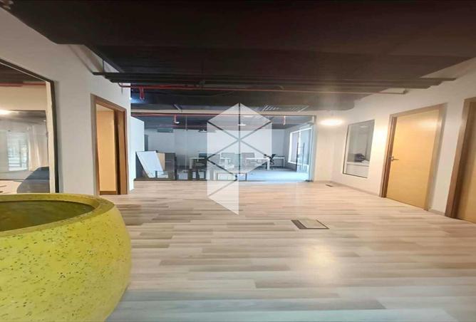 8593943 - Property Image 2