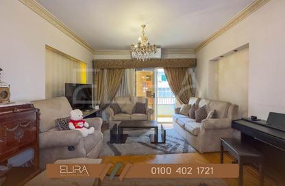 Apartment - 3 Bedrooms - 2 Bathrooms for sale in Ahmed Farouk Ali Ezzat St. - Nozha - Hay Sharq - Alexandria