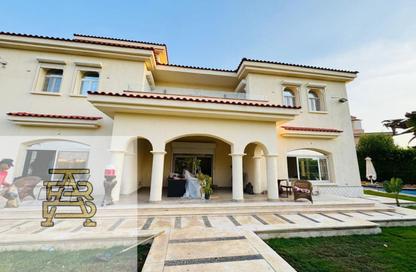 Villa - 6 Bedrooms - 5 Bathrooms for rent in Madinaty - Cairo
