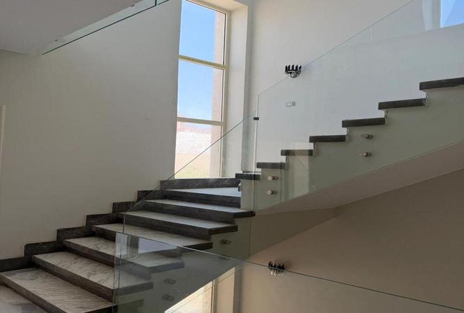 2OieMZ8xk24 - Property Image 3