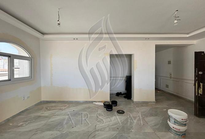 8704115 - Property Image 3